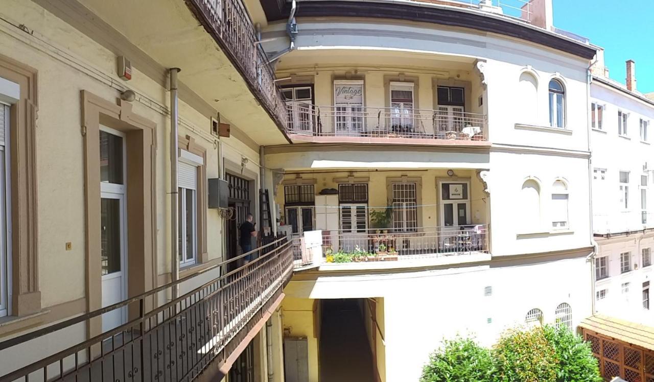 Apartament Belvarosi Vintage Apartman A Setaloutcan Miszkolc Zewnętrze zdjęcie