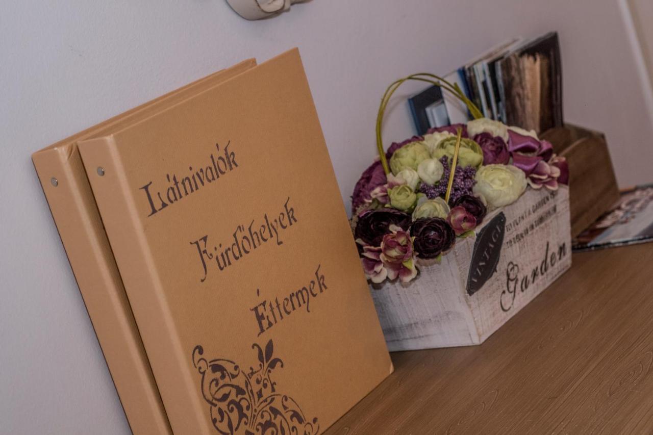 Belvarosi Vintage Apartman A Setaloutcan Miszkolc Zewnętrze zdjęcie