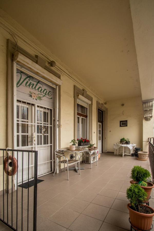 Belvarosi Vintage Apartman A Setaloutcan Miszkolc Zewnętrze zdjęcie