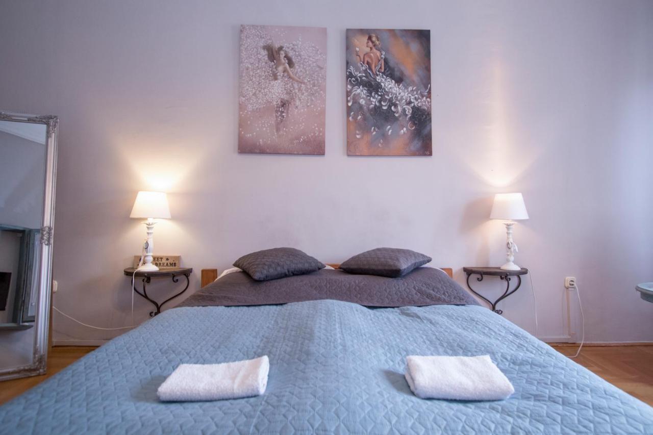 Belvarosi Vintage Apartman A Setaloutcan Miszkolc Zewnętrze zdjęcie