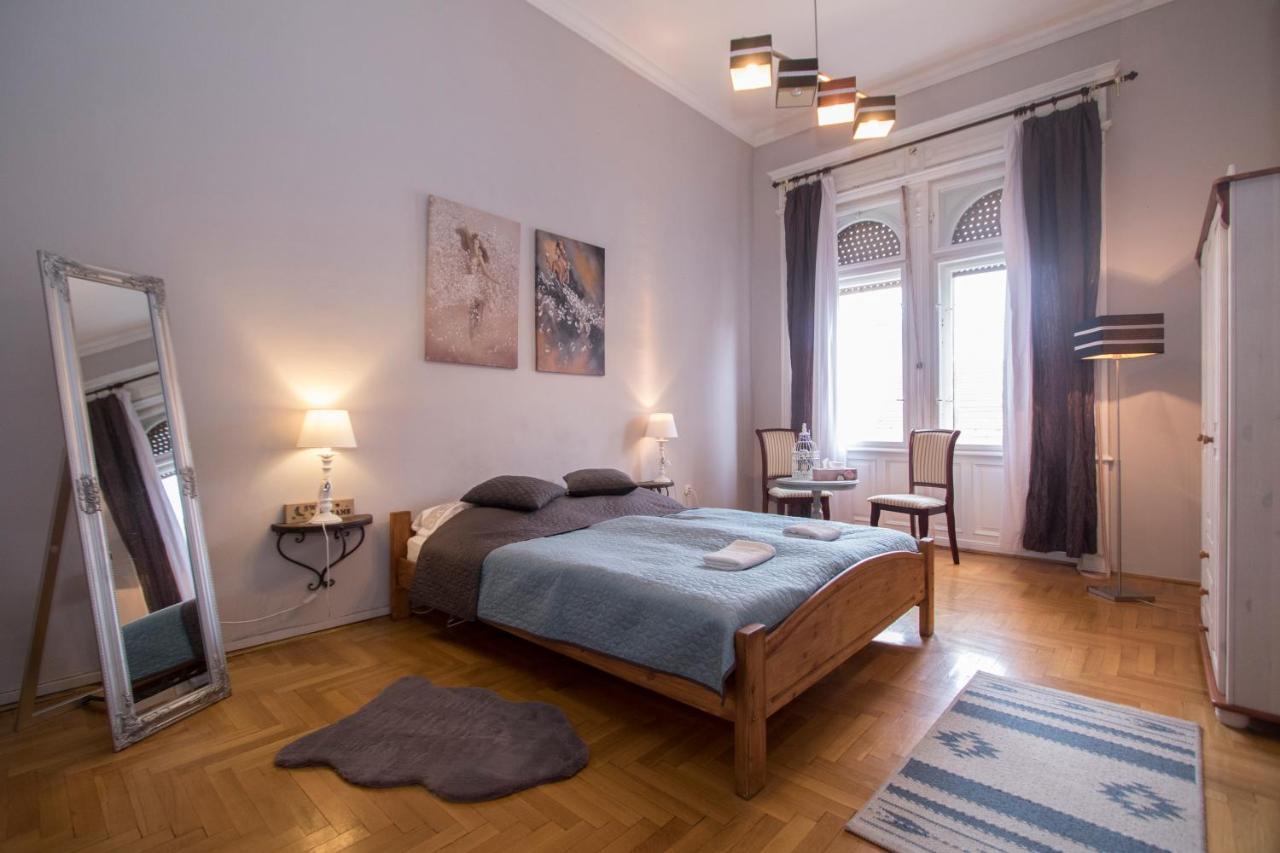 Belvarosi Vintage Apartman A Setaloutcan Miszkolc Zewnętrze zdjęcie