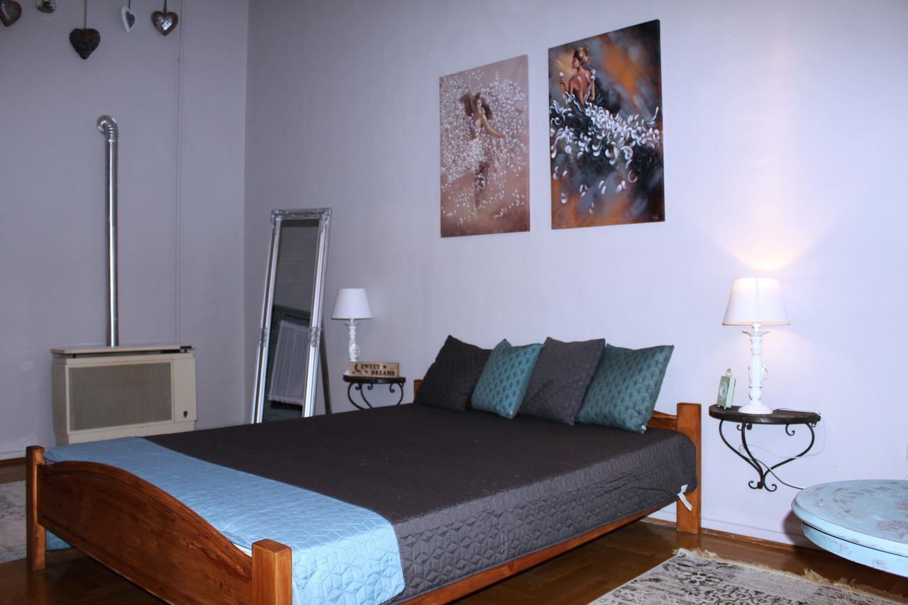 Belvarosi Vintage Apartman A Setaloutcan Miszkolc Zewnętrze zdjęcie
